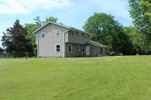 1408 W Zedler Ln, Mequon, WI 53092 - Photo 9