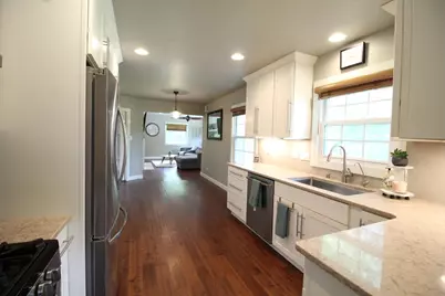1408 W Zedler Ln, Mequon, WI 53092 - Photo 17