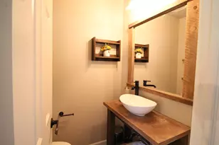 1408 W Zedler Ln, Mequon, WI 53092 - Photo 29