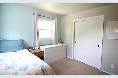 1408 W Zedler Ln, Mequon, WI 53092 - Photo 37
