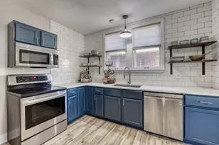 2530 N Grant Blvd, Milwaukee, WI 53210 - Photo 13