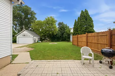 1437  Main St, Racine, WI 53182 - Photo 31