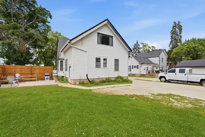 1437  Main St, Racine, WI 53182 - Photo 33