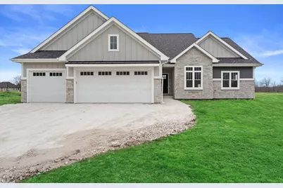 N66W20955  Sweet Clover Dr, Menomonee Falls, WI 53051 - Photo 3