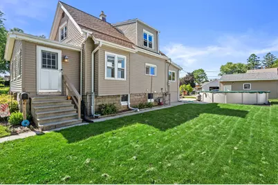 1724  Madison Ave, South Milwaukee, WI 53172 - Photo 27