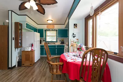 N89W15242  Cleveland Ave, Menomonee Falls, WI 53051 - Photo 17