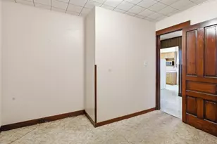 1209 S 11th St, Manitowoc, WI 54220 - Photo 17