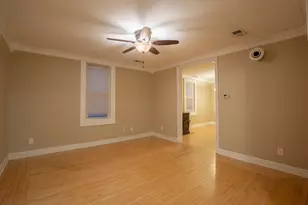 1755 N Franklin Pl, Milwaukee, WI 53202 - Photo 7
