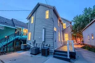 1755 N Franklin Pl, Milwaukee, WI 53202 - Photo 31