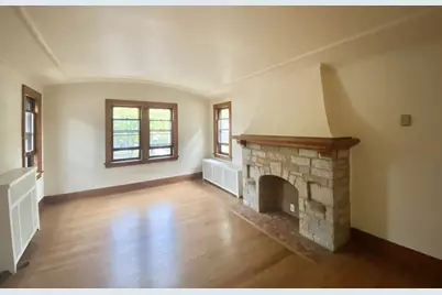 2848 N 70th St, Milwaukee, WI 53210 - Photo 11