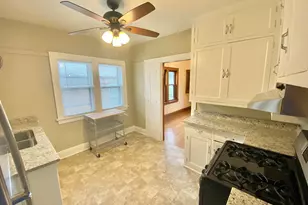 2848 N 70th St, Milwaukee, WI 53210 - Photo 15