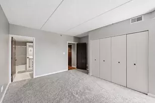 333 Lake Ave, Racine, WI 53403 - Photo 19