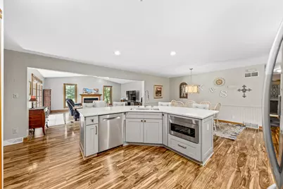 3815  Westwood Ct, Brookfield, WI 53005 - Photo 11