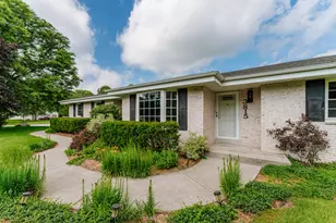 3815 Westwood Ct, Brookfield, WI 53005 - Photo 3