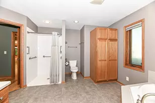 422 Eastern Trail, Mukwonago, WI 53149 - Photo 25