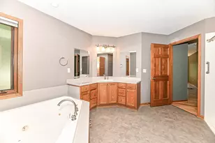 422 Eastern Trail, Mukwonago, WI 53149 - Photo 23