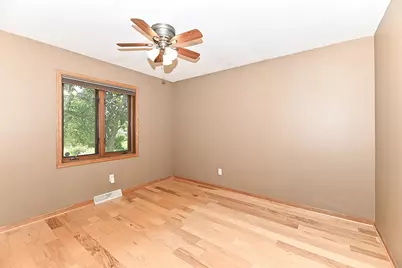 422  Eastern Trl, Mukwonago, WI 53149 - Photo 27