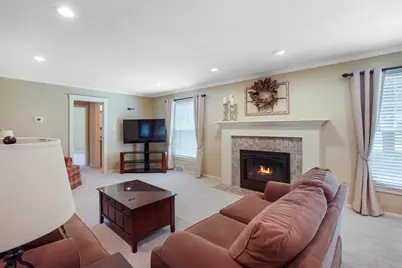 12800  Elmwood Rd, Elm Grove, WI 53122 - Photo 17