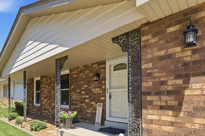 2220 E Hickory Dr, Oak Creek, WI 53154 - Photo 41