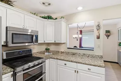 2220 E Hickory Dr, Oak Creek, WI 53154 - Photo 13