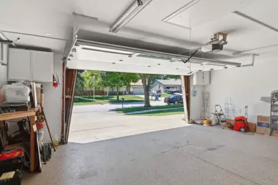2220 E Hickory Dr, Oak Creek, WI 53154 - Photo 35