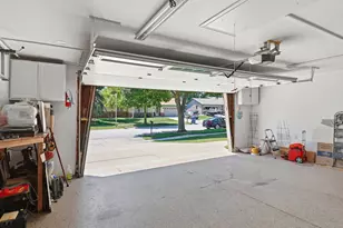 2220 E Hickory Dr, Oak Creek, WI 53154 - Photo 35