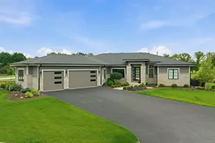 S17W30381 Hazeltine Ct, Genesee, WI 53188 - Photo 7