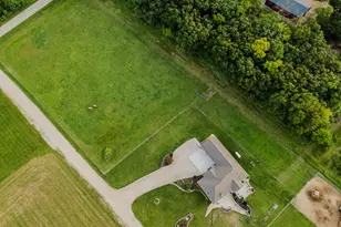 S75W35724 Wilton Rd, Eagle, WI 53119 - Photo 33