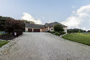 S75W35724 Wilton Rd, Eagle, WI 53119 - Photo 35