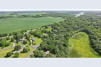 W5919  Mariner Hills Trl, La Grange, WI 53121 - Photo 37