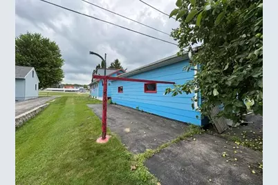 347  Speedway Ct, Slinger, WI 53086 - Photo 23