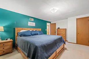 1811 W Halsey Ave, Milwaukee, WI 53221 - Photo 23