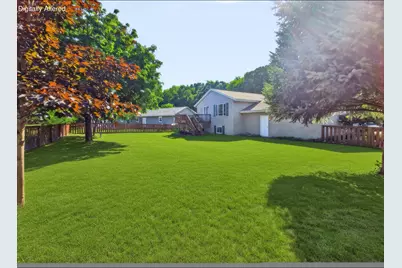 401  Idlewood Ave, West Bend, WI 53095 - Photo 27