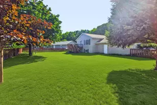 401 Idlewood Ave, West Bend, WI 53095 - Photo 27