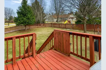 401  Idlewood Ave, West Bend, WI 53095 - Photo 25