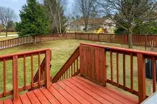 401 Idlewood Ave, West Bend, WI 53095 - Photo 25
