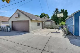 3023 N 85th St, Milwaukee, WI 53222 - Photo 35