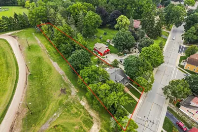 W65N780  Washington Ave, Cedarburg, WI 53012 - Photo 27