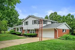 12130 W Chambers St, Wauwatosa, WI 53222 - Photo 3