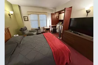 1028 E Juneau Ave #419, Milwaukee, WI 53202 - Photo 7