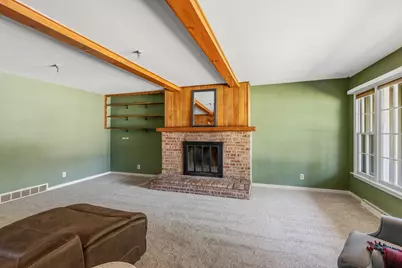 7873 N Edgeworth Dr, Milwaukee, WI 53223 - Photo 3