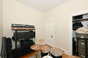 2547 S Howell Ave, Milwaukee, WI 53207 - Photo 15