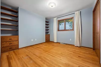 364  Robins Run, Burlington, WI 53105 - Photo 35