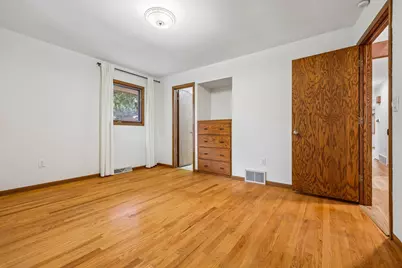 364  Robins Run, Burlington, WI 53105 - Photo 31