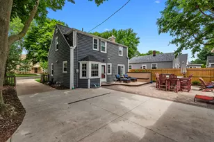 134 N 91st Pl, Milwaukee, WI 53226 - Photo 33