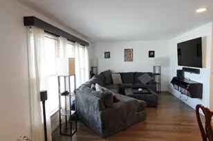 7985 59th St, Franklin, WI 53132 - Photo 11