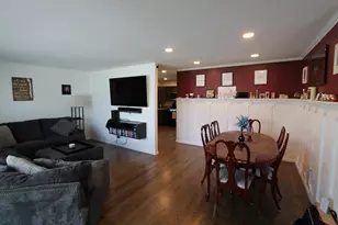 7985 59th St, Franklin, WI 53132 - Photo 3