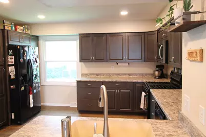 7985  59th St, Franklin, WI 53132 - Photo 5