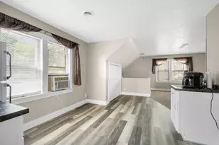 1745 S 68th St, West Allis, WI 53214 - Photo 15