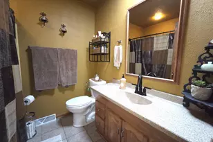 9395 S Burrell St, Oak Creek, WI 53154 - Photo 29